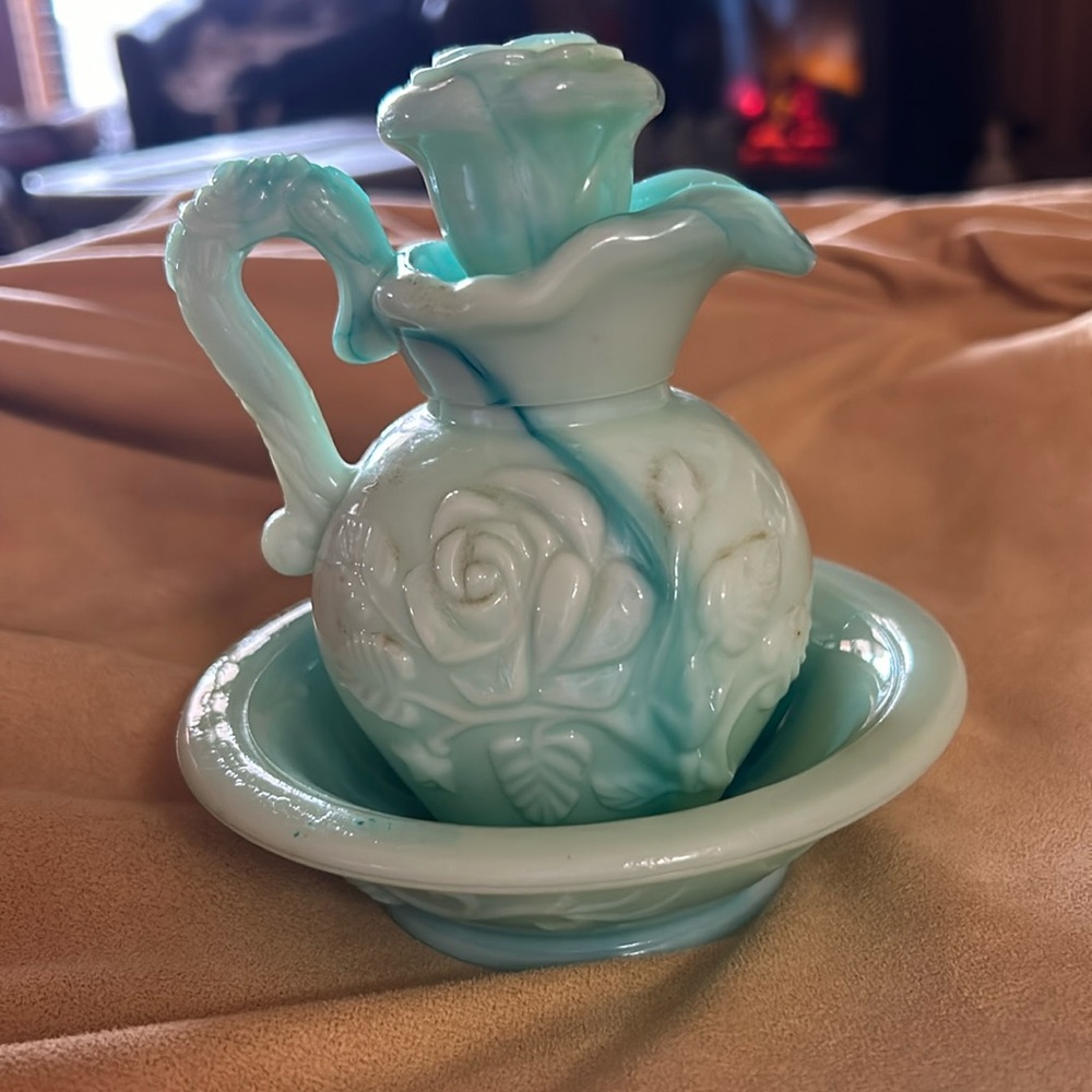 Vintage Jadeite Mint Green Avon Pitcher & Saucer 1970s